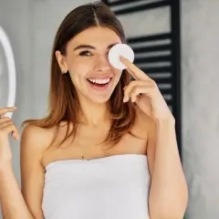 Der richtige Make-up-Entferner: Ihr Guide für reine Haut