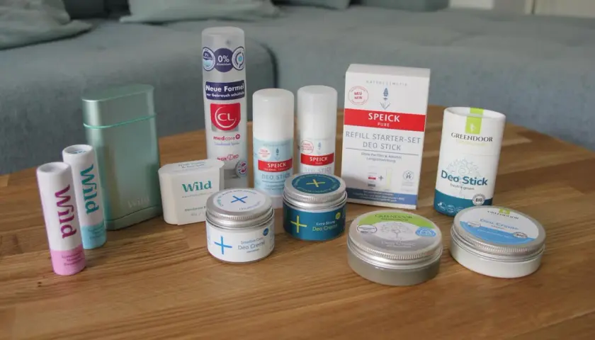 Verschiedene aluminium- und parfümfreie Deos von Marken wie Wild, Speick und Greendoor.