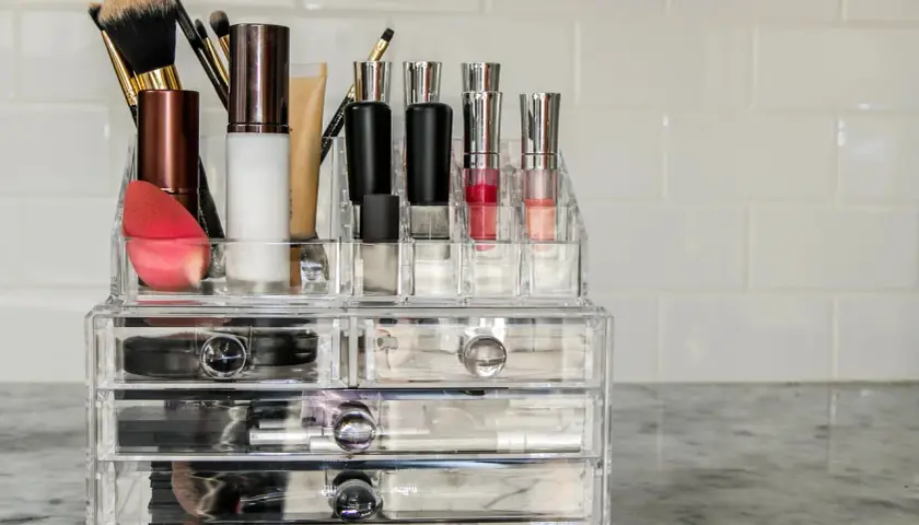 Kosmetik Organizer: Finde Ordnung & spare Zeit Dein Guide