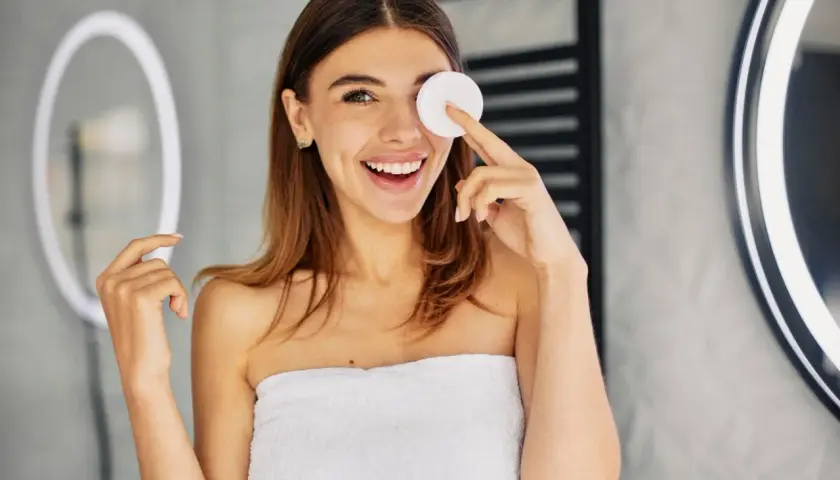 Der richtige Make-up-Entferner: Ihr Guide für reine Haut