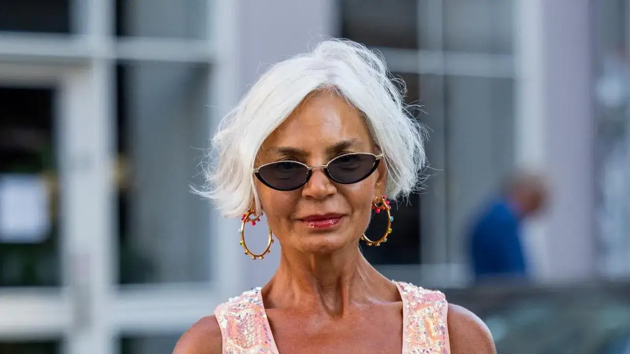 Kurzhaarfrisuren feines Haar ab 50 Volumen Beispiele